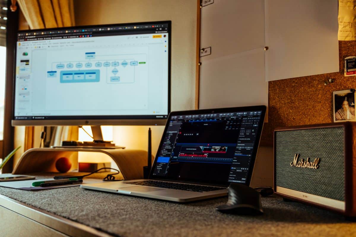 Fluxo de automação de relatórios com Python, da extração à entrega