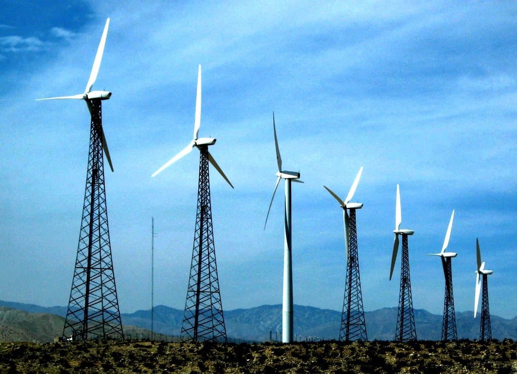 Painéis solares e dados de geração de energia