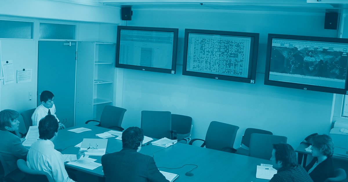 Estruturação de dados para IA: fundação de dados antes da inteligência artificial