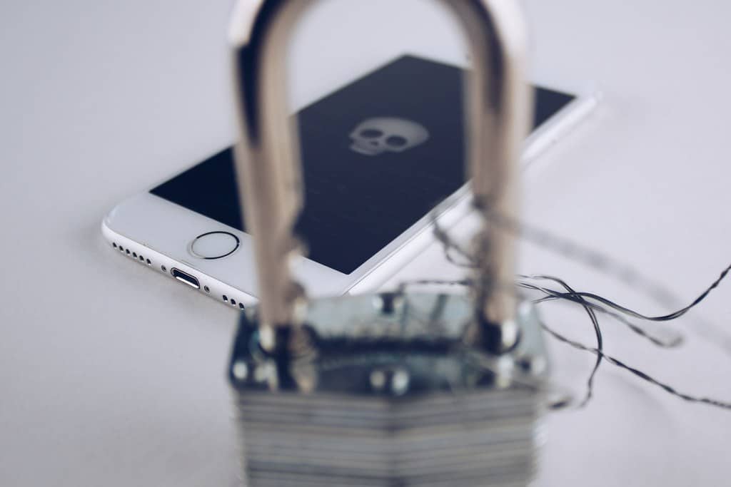 Controle de acesso por camada a dados pessoais em ambiente analítico